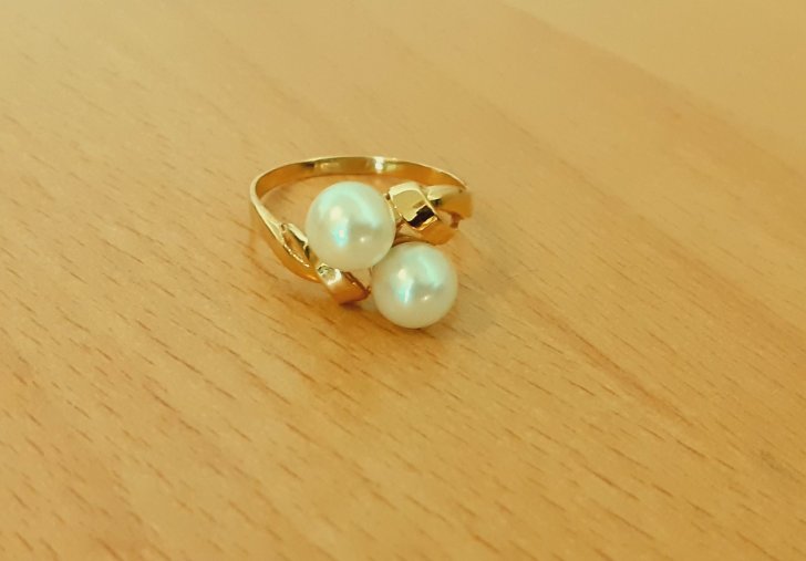 Gold 750 Ring 2 Perlen ca. 4,1g