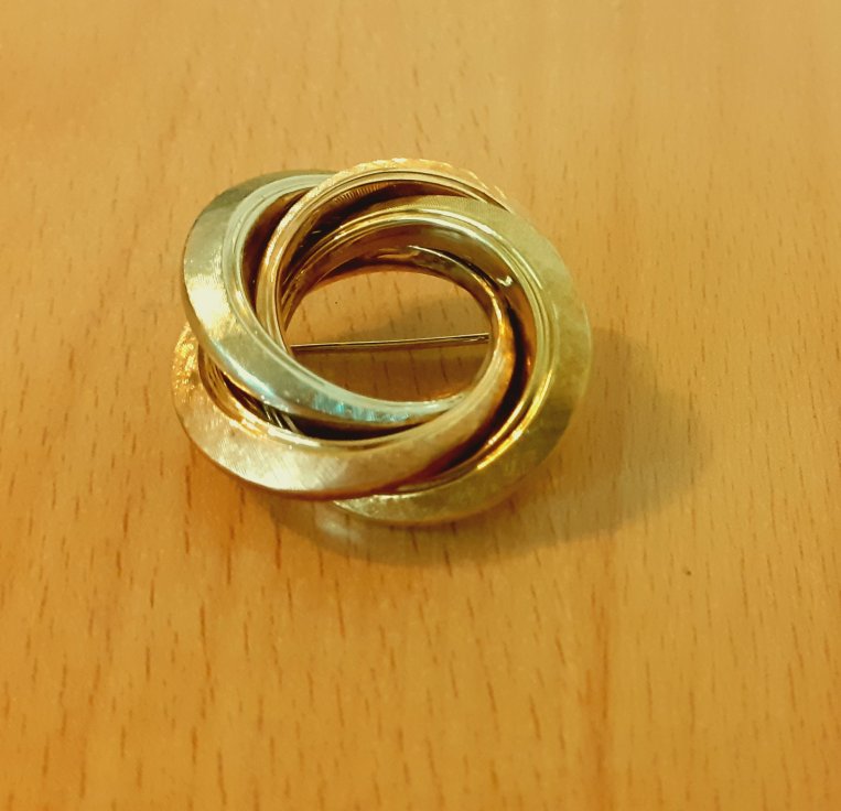 Gold 585 Brosche tricolor ca. 11,22g