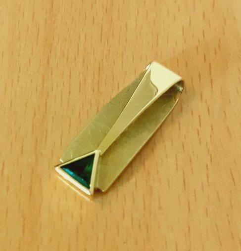 Gold 333 Anhänger Stein grün ca. 2,88g