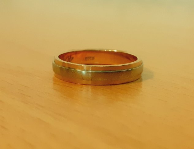 Gold 333 Ring glatt bicol. ca. 3,11g