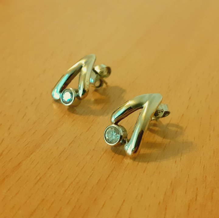 Gold 585 Ohrstecker WG Stein weiß ca. 2,6g