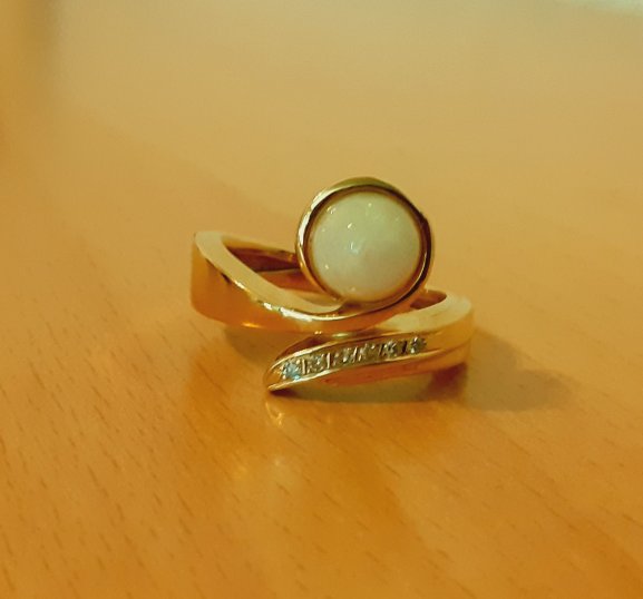 Gold 750 Ring Opal ca. 9,24g