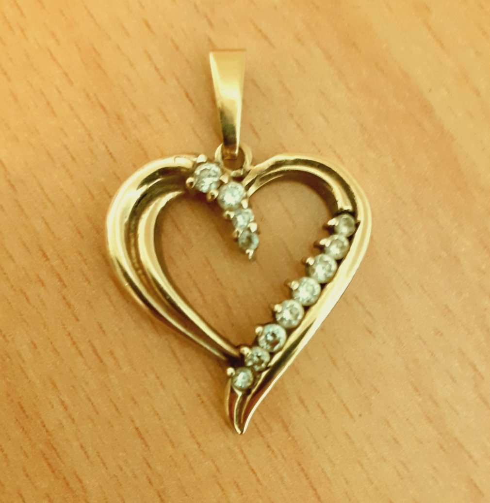 Gold 333 Anhänger Herz m. Steine ca. 3,59g