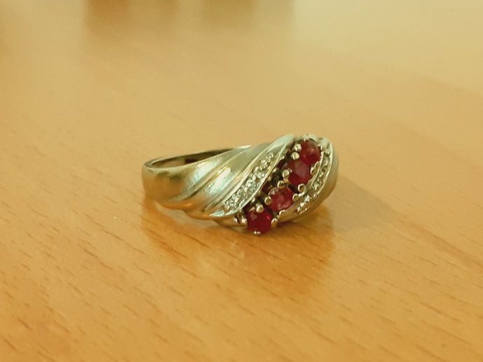 Gold 585 Ring WG Steine rot ca. 3,46g – Foto 3