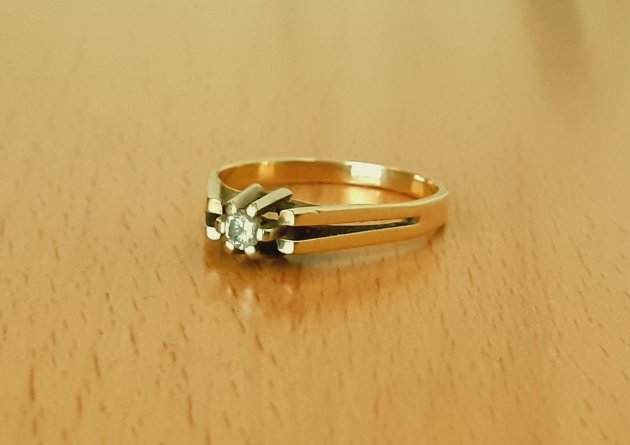 Gold 585 Ring Solitär ca. 2,92g