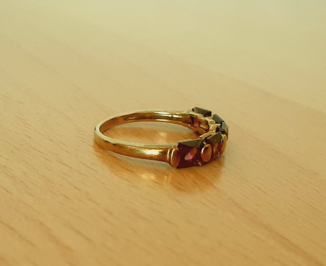 Gold 333 Ring 5 Steine violett ca. 1,87g – Foto 2